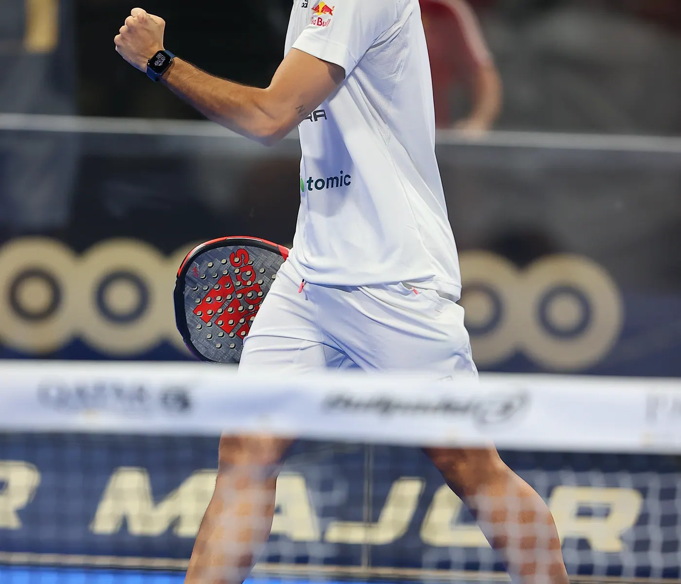 Coach-led padel practice at Alpine